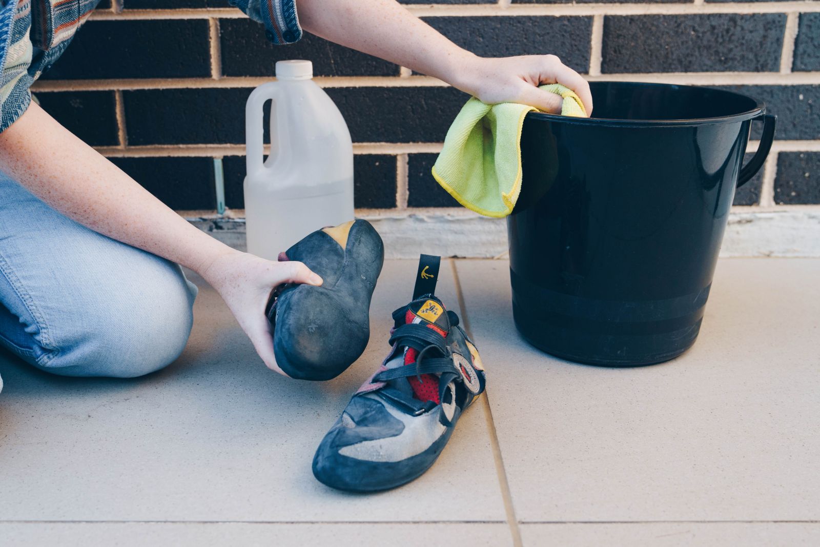 Climbing shoes washing machine discount